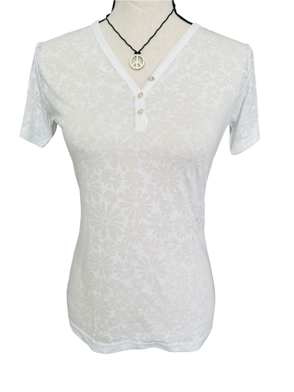 Kuhl White Floral Burnout Henley Tee Top Small Boho Outdoor